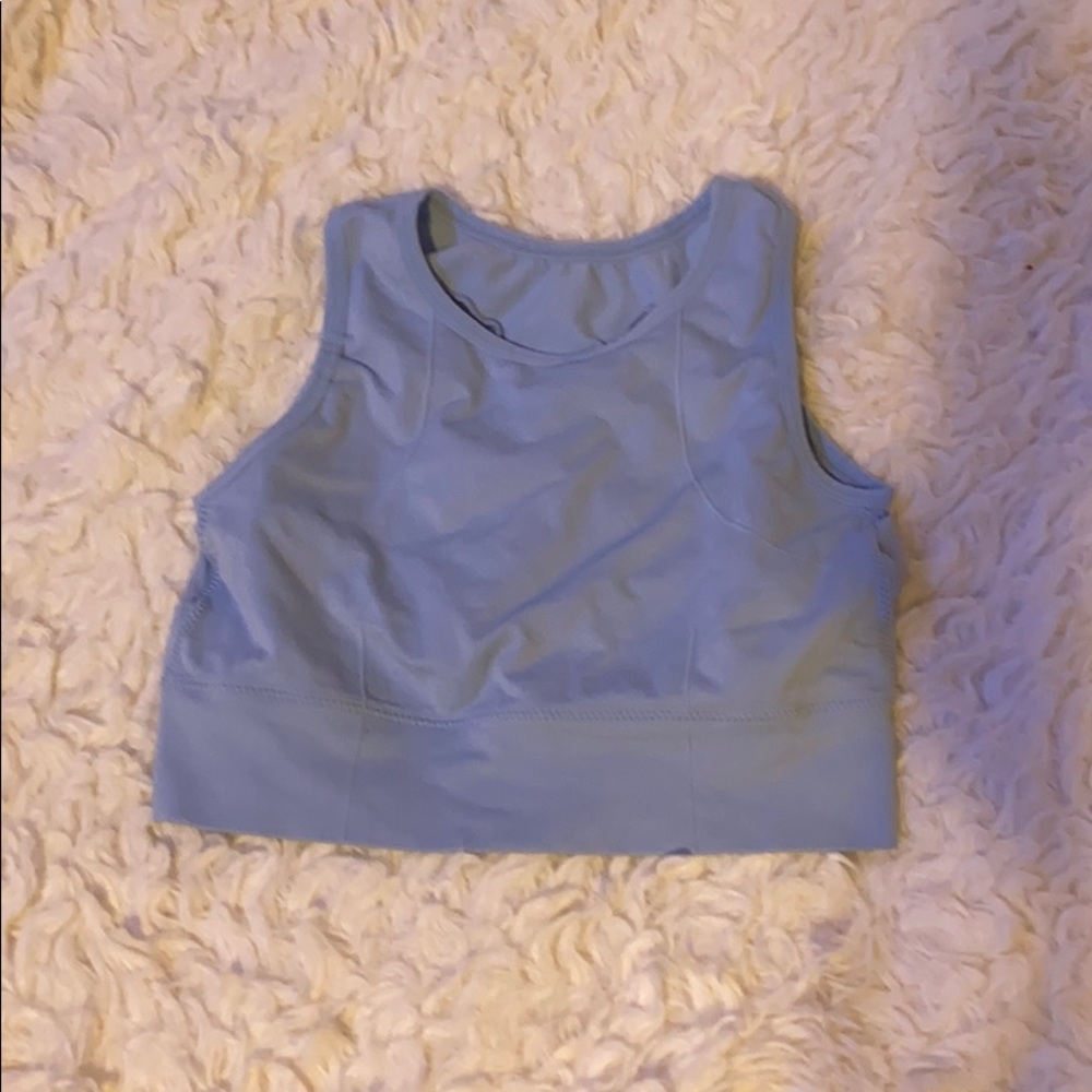 High-necked crop/bra
